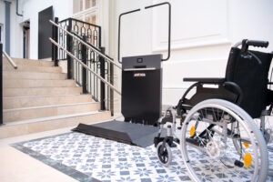 Plattformlift für Rollstuhlfahrer 
